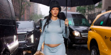 Rihanna muestra su tercer embarazo en la MET Gala 2025