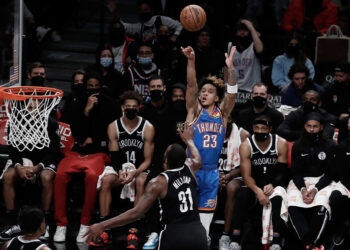 Thunder aplasta a Minnesota y regresa a las Finales de la NBA por primera vez desde 2012