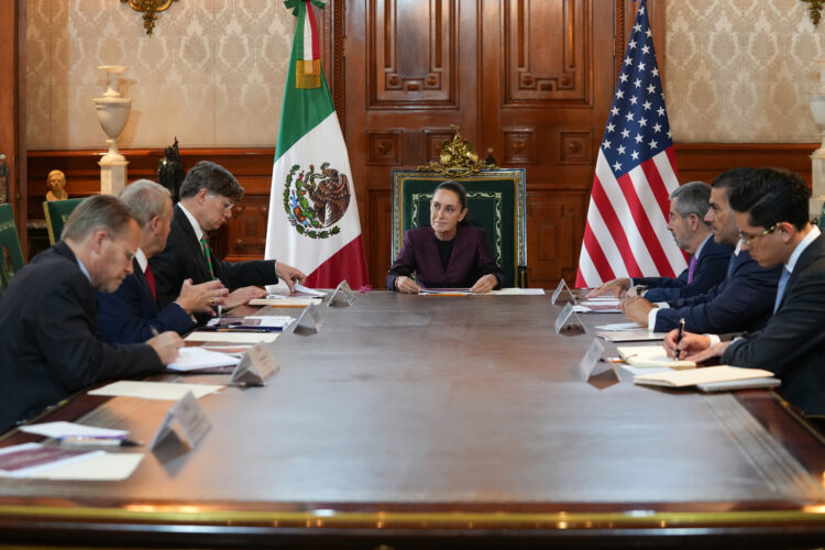 Recibe presidenta Claudia Sheinbaum a subsecretario de Estado de EU Christopher Landau