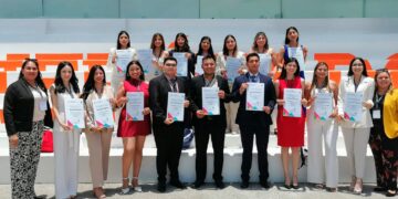 Reciben 17 egresados de la Facultad de Medicina Matamoros de la UAT el premio nacional CENEVAL