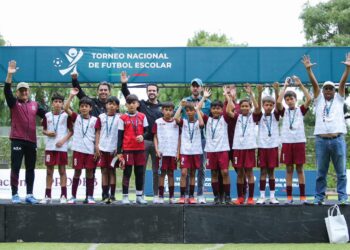 Logra escuela victorense campeonato nacional de fútbol