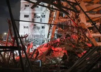 Israel bombardea Irán por tercer día consecutivo