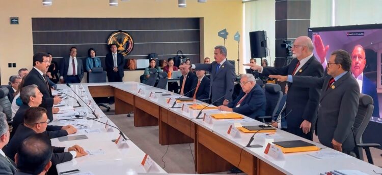 Rinden protesta cuatro integrantes del Patronato de la Universidad Autónoma de Tamaulipas