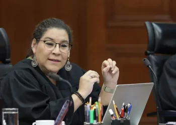 Ministra Lenia Batres “revienta” sesión en la Suprema Corte de Justicia de la Nación
