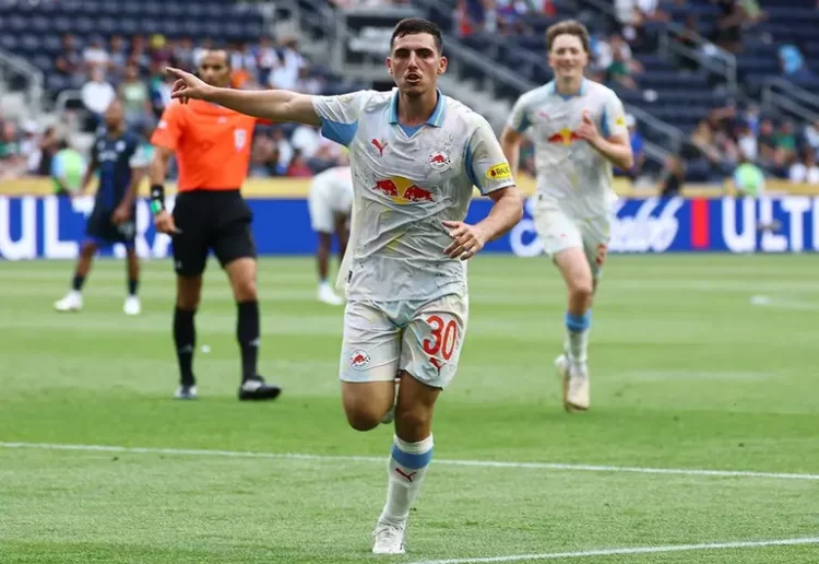 Pachuca tiene amargo debut en el Mundial de Clubes