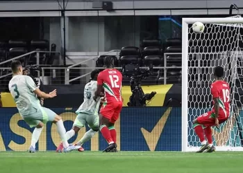 México vence 2-0 a Surinam y sigue avanzando en la Copa Oro 2025