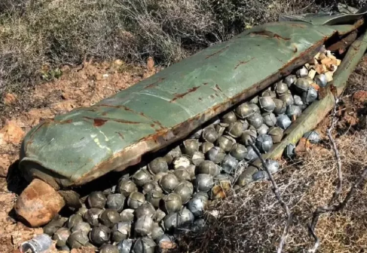 Israel acusa a Irán de usar bombas de racimo por primera vez en la guerra