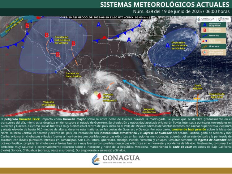 Huracán Erick entró por Oaxaca con categoría y deja torrenciales lluvias en 5 estados