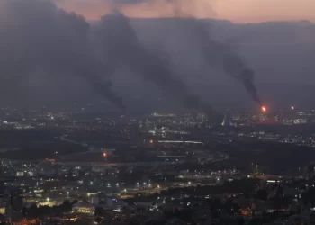 Irán contrataca y lanza oleada de drones de guerra contra Israel