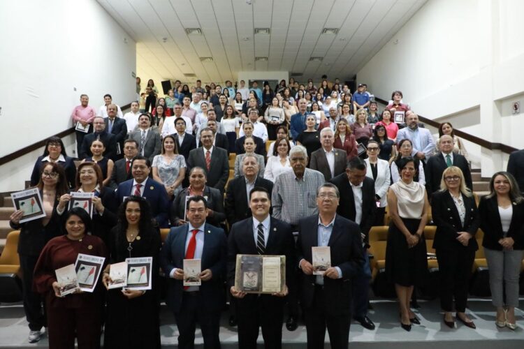 Congreso difunde su legado institucional con obra histórica y edición especial de revista