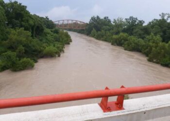 Alerta en sur de Tamaulipas por aumento en el caudal del río Tamesí