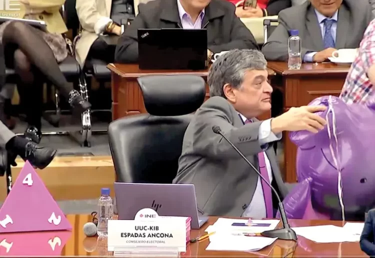 Bajan a 46 juzgadores federales electos; INE deja candidaturas vacantes