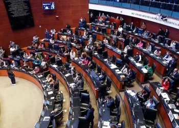 Senado aprueba nueva CURP biométrica; será el documento nacional de identidad