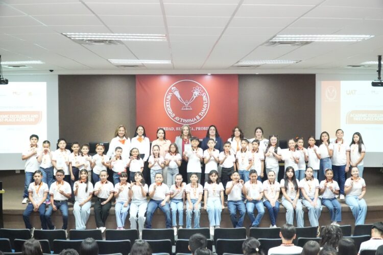 El CEINA-UAT celebra la excelencia educativa de sus estudiantes