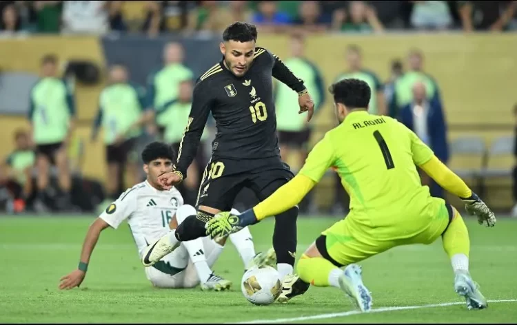México jugará semifinal de Copa Oro tras eliminar 2-0 a Arabia Saudita