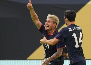 Estados Unidos elimina en penales a Costa Rica y ‘Piojo’ Herrera en Copa de Oro