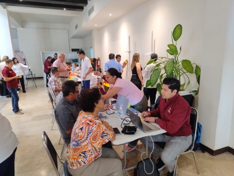 Realizan a burócratas de la Secretaría de Salud “tamizaje cardiovascular” para detectar emergencias