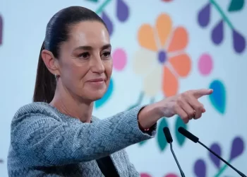 Pide Sheinbaum a la CNTE deslindarse o asumir actos violentos en Segob