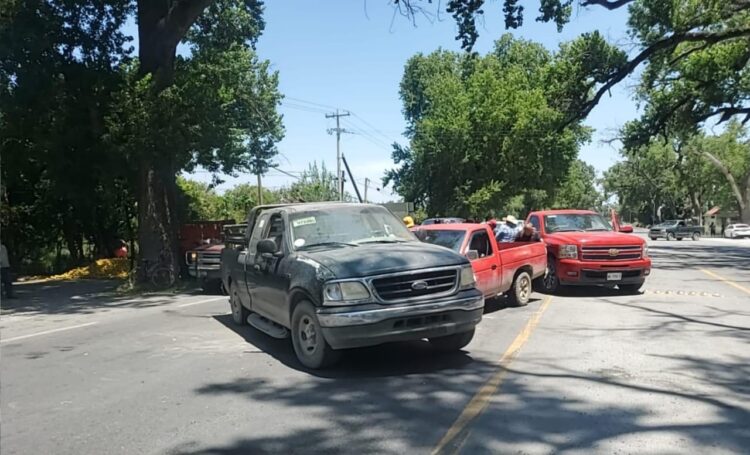 Tres heridos en accidente carretero