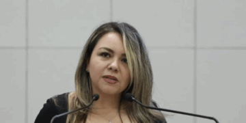 Piden intervención federal en Playa Bagdad de Matamoros por la basura aeroespacial descubierta