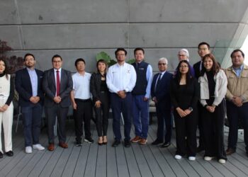 Sostienen reunión estratégica SEDENER y directivos del Parque Eólico “Huizache”