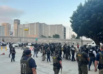 Sheinbaum pide a EU no tratar a migrantes como criminales en redadas