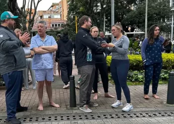 Reportan daños leves y cuatro heridos tras sismo de 6.3 grados en Bogotá