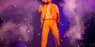 La música de Bad Bunny activa neurotransmisores como placer y euforia, dice estudio