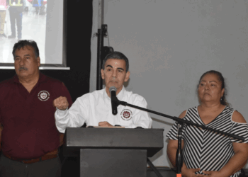 Dan apoyo a trabajadores del sector Fundición