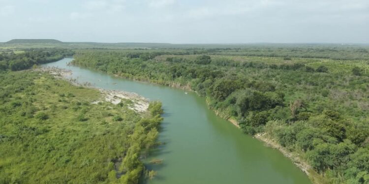 Refuerzan búsqueda de joven desaparecido en río Purificación