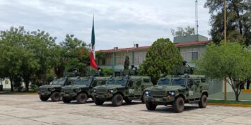 Refuerza Ejército seguridad con vehículos blindados