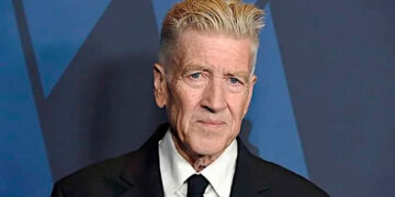 Subastan por 195 mil dólares guiones inacabados de David Lynch