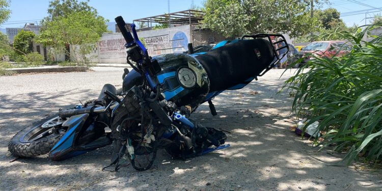 ¡Ooooootro motociclista accidentado!