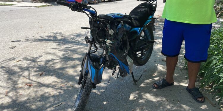 ¡Ooooootro motociclista accidentado!