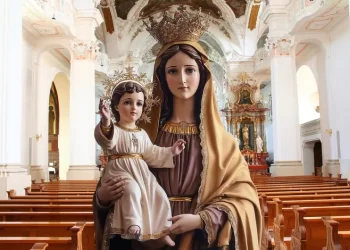 El 16 de julio, Día de la Virgen del Carmen, de gran devoción en España, México, Inglaterra