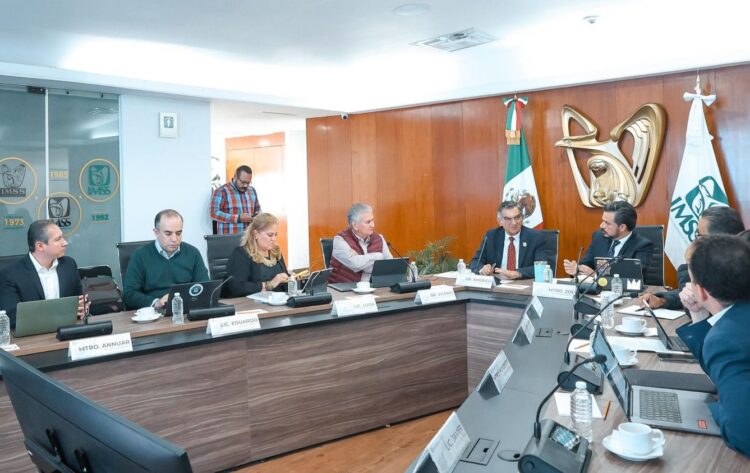 Acuerdan gobernador de Tamaulipas y director del IMSS optimización de Hospital General de Altamira