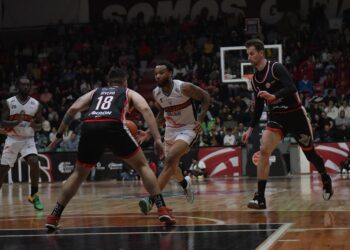 Correcaminos remonta en segundo juego de visita y gana 94-86 a Mineros de Zacatecas