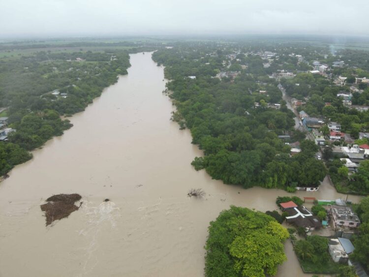 Arriba a la entidad la coordinadora nacional de Protección Civil, Laura Velázquez Alzúa