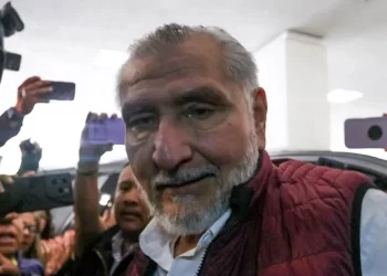 ‘Ya respondí’, dice Adán Augusto al llegar al Consejo Nacional de Morena