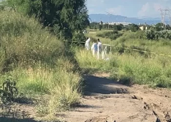 Abandonan hieleras con restos humanos de tres en Pesquería, Nuevo León