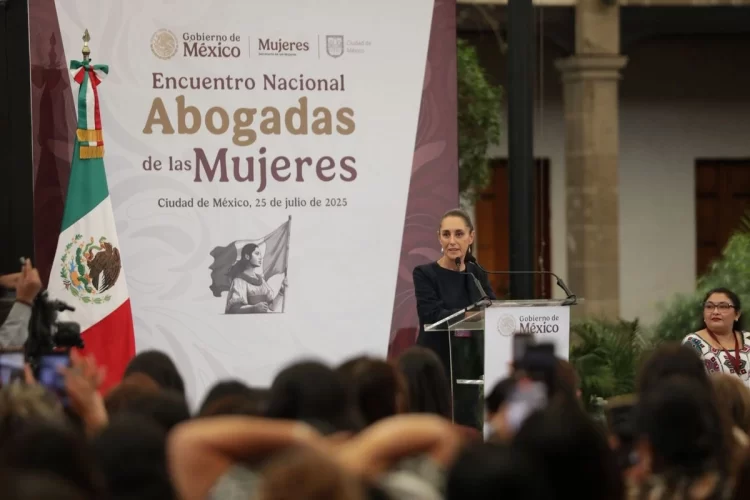 Sheinbaum inaugura el Programa “Las Abogadas de las Mujeres” en México