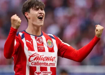 ‘Hormiga’ González da triunfo a Chivas 4-3 sobre Atlético San Luis