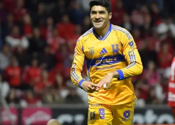 Tigres abolla corona de Toluca al vencerle 4-3 en La Bombonera