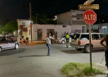 Fuerte choque vehicular en el crucero de calles 28 y Berriozábal de Cd. Victoria