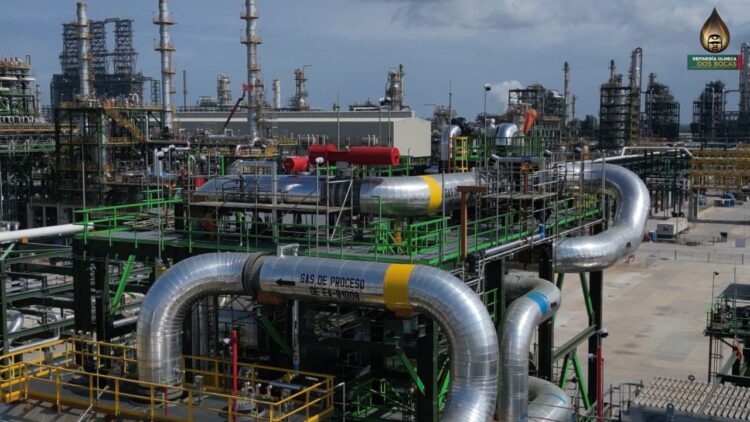 Dos Bocas, entre las refinerías más caras del mundo