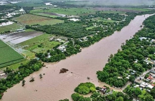 Reactivan paso en puentes de ejidos E. Zapata y El Azúcar en Xicoténcatl, Tamaulipas