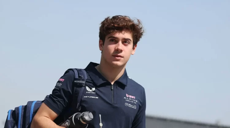 Franco Colapinto y Briatore se enfrentan antes del GP de Hungría