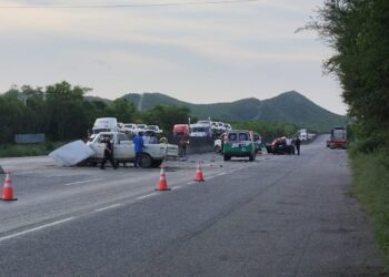 Choque en Villagrán suspende parcialmente circulación en la carretera Victoria Monterrey