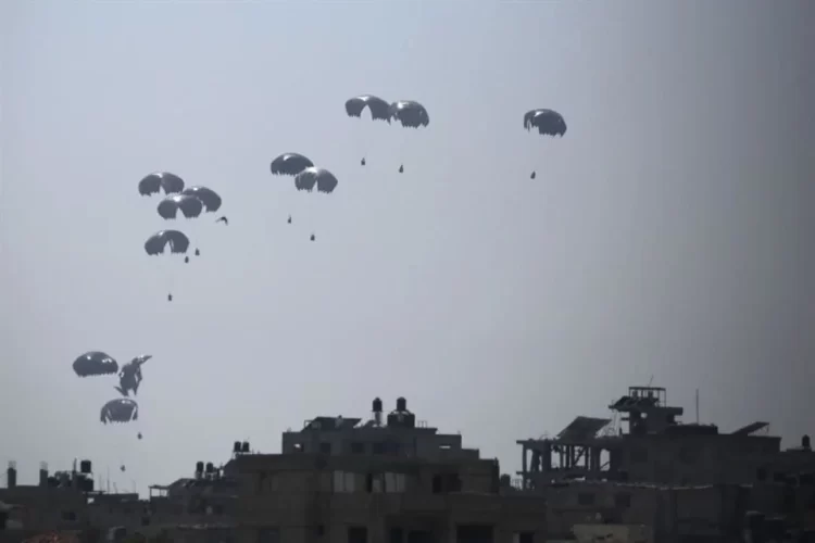 Francia lanzará 40 toneladas de ayuda aérea a Gaza ante crisis humanitaria