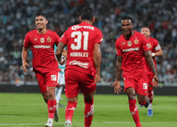 Toluca remonta y vence 4-2 a Santos Laguna